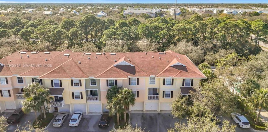 Condominio en Jupiter, Florida, 2 dormitorios  № 2276423