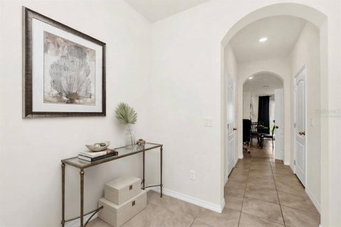 Touwnhouse à vendre à Davenport, Floride: 3 chambres, 159.79 m2 № 2375413 - photo 5
