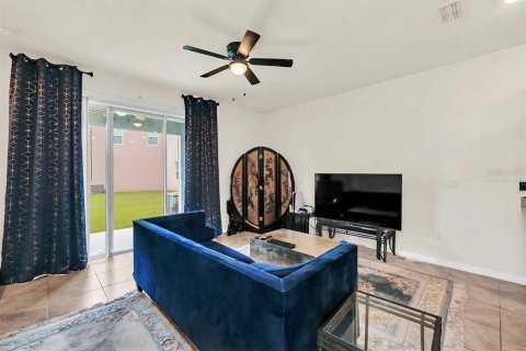Touwnhouse à vendre à Davenport, Floride: 3 chambres, 159.79 m2 № 2375413 - photo 12