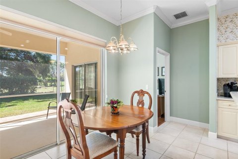 House in Winter Haven, Florida 4 bedrooms, 199 sq.m. № 2106471 - photo 25