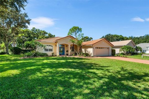 House in Winter Haven, Florida 4 bedrooms, 199 sq.m. № 2106471 - photo 12