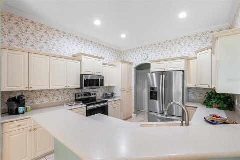 House in Winter Haven, Florida 4 bedrooms, 199 sq.m. № 2106471 - photo 27
