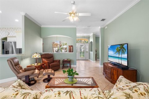 House in Winter Haven, Florida 4 bedrooms, 199 sq.m. № 2106471 - photo 24
