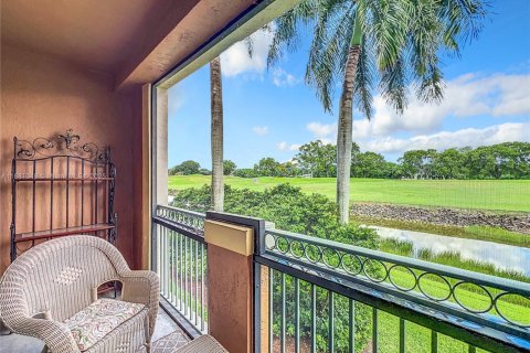 Condominio en alquiler en Wellington, Florida, 2 dormitorios, 130.43 m2 № 1924450 - foto 2