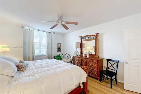 Condominio en alquiler en Wellington, Florida, 2 dormitorios, 130.43 m2 № 1924450 - foto 9