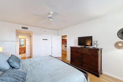 Condominio en alquiler en Wellington, Florida, 2 dormitorios, 130.43 m2 № 1924450 - foto 8
