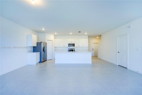 Townhouse in Dania Beach, Florida 3 bedrooms, 152.45 sq.m. № 2086978 - photo 20