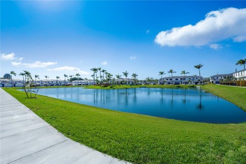 Townhouse in Dania Beach, Florida 3 bedrooms, 152.45 sq.m. № 2086978 - photo 25