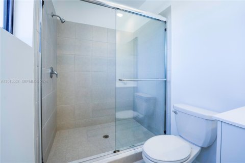 Townhouse in Dania Beach, Florida 3 bedrooms, 152.45 sq.m. № 2086978 - photo 28