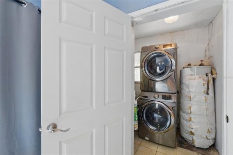 House in Mount Dora, Florida 3 bedrooms, 133.78 sq.m. № 1880621 - photo 26