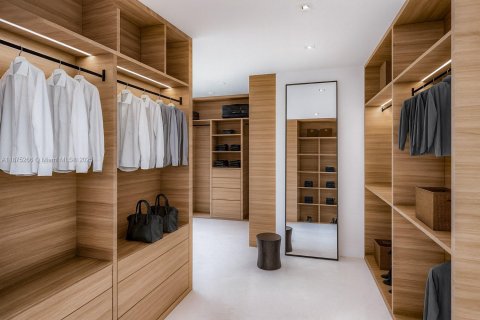 Casa en venta en Fort Lauderdale, Florida, 5 dormitorios, 417.32 m2 № 1941957 - foto 30