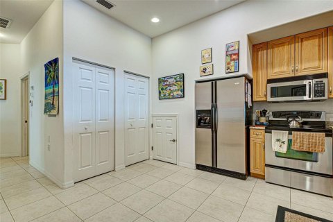 Купить кондоминиум в Венеция, Флорида 6 комнат, 130.99м2, № 1538317 - фото 10