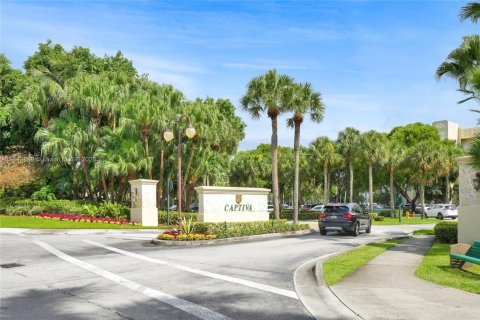 Condo in Doral, Florida, 3 bedrooms  № 1836065 - photo 18