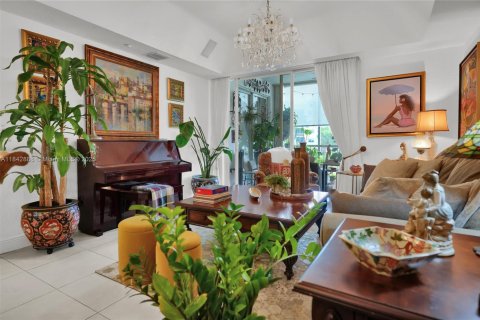 Condo in Doral, Florida, 3 bedrooms  № 1836065 - photo 4