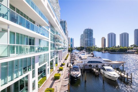 Купить кондоминиум в Санни-Айлс-Бич, Флорида 4 спальни, 286.88м2, № 2051006 - фото 23