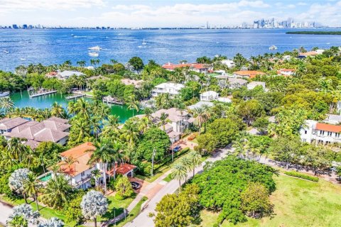 House in Key Biscayne, Florida 7 bedrooms, 603.59 sq.m. № 2013676 - photo 4