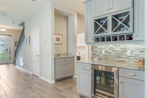 House in Orlando, Florida 5 bedrooms, 295.52 sq.m. № 1829159 - photo 6