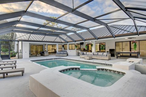House in Wellington, Florida 5 bedrooms, 297.29 sq.m. № 2177034 - photo 21