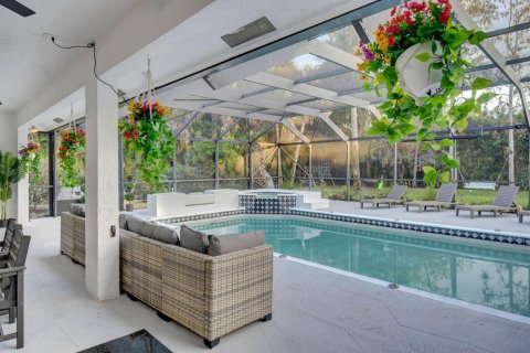 House in Wellington, Florida 5 bedrooms, 297.29 sq.m. № 2177034 - photo 2