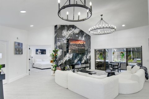 House in Wellington, Florida 5 bedrooms, 297.29 sq.m. № 2177034 - photo 7