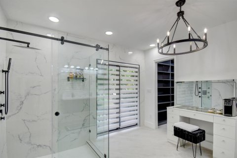 House in Wellington, Florida 5 bedrooms, 297.29 sq.m. № 2177034 - photo 30