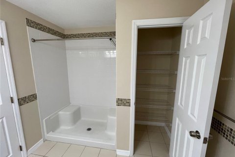 Casa en alquiler en Orlando, Florida, 3 dormitorios, 160.16 m2 № 1909979 - foto 7