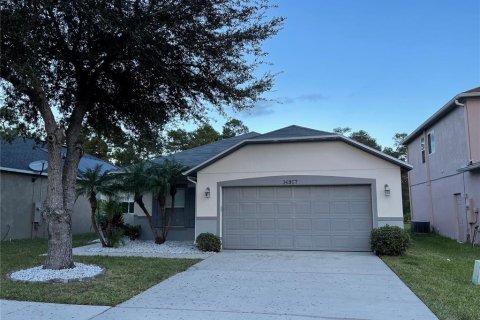 House in Orlando, Florida 3 bedrooms, 160.16 sq.m. № 1909979 - photo 1