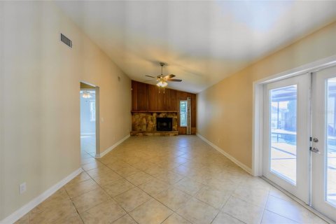 Villa ou maison à vendre à Largo, Floride: 3 chambres, 162.76 m2 № 2434882 - photo 12