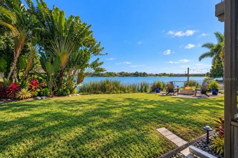 Villa ou maison à vendre à Largo, Floride: 3 chambres, 162.76 m2 № 2434882 - photo 6