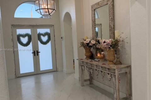 Villa ou maison à vendre à Miami, Floride: 3 chambres, 207.08 m2 № 2041309 - photo 2