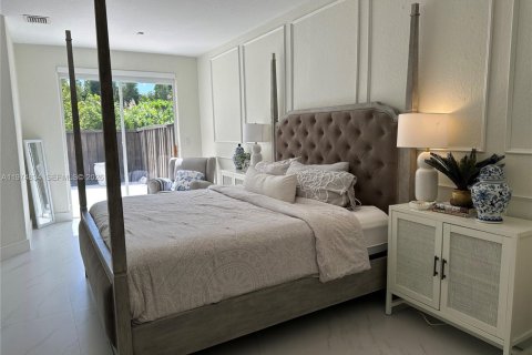 Villa ou maison à vendre à Miami, Floride: 3 chambres, 207.08 m2 № 2041309 - photo 10