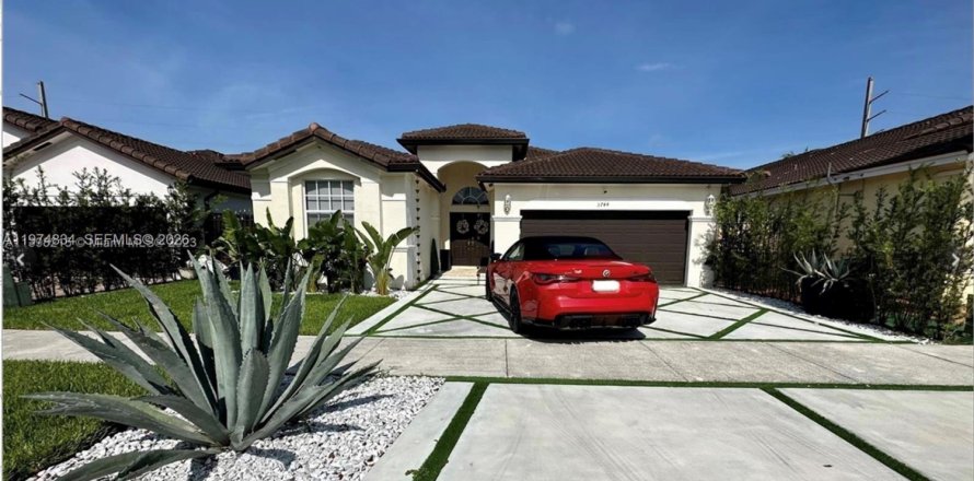 Villa ou maison à Miami, Floride 3 chambres, 207.08 m2 № 2041309