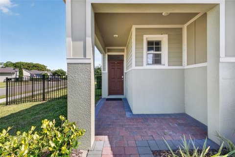 Casa en venta en Clermont, Florida, 3 dormitorios, 150.59 m2 № 2113160 - foto 2
