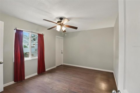 Condo in Sarasota, Florida, 1 bedroom  № 1886800 - photo 6