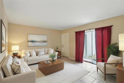 Condo in Sarasota, Florida, 1 bedroom  № 1886800 - photo 2