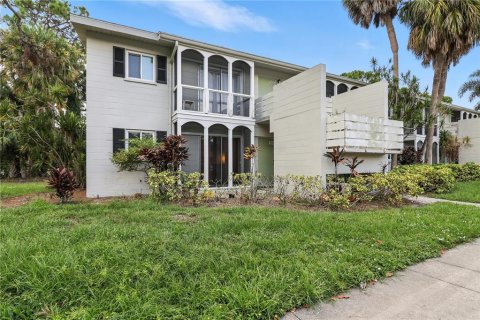 Condo in Sarasota, Florida, 1 bedroom  № 1886800 - photo 1