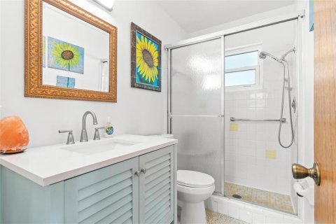 Casa en venta en Madeira Beach, Florida, 2 dormitorios, 133.87 m2 № 1642300 - foto 19