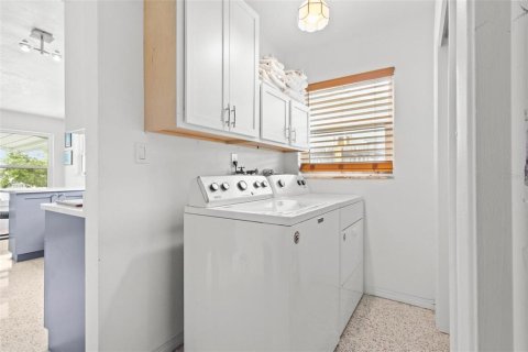 Casa en venta en Madeira Beach, Florida, 2 dormitorios, 133.87 m2 № 1642300 - foto 23