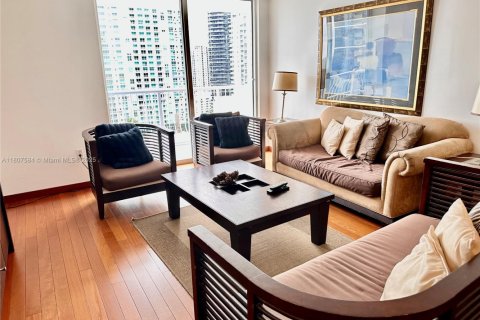 Condo in Miami, Florida, 3 bedrooms № 1749095 - photo 4