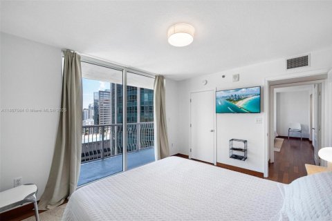 Condo in Miami, Florida, 3 bedrooms № 1749095 - photo 19