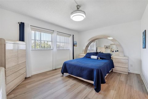 Купить кондоминиум в Маргит, Флорида 3 комнаты, 85.47м2, № 2083758 - фото 10