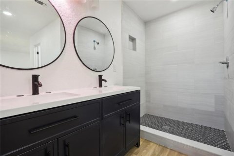 Villa ou maison à vendre à Orlando, Floride: 3 chambres, 138.89 m2 № 1851883 - photo 8