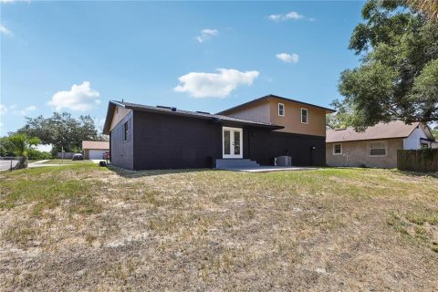 Villa ou maison à vendre à Orlando, Floride: 3 chambres, 138.89 m2 № 1851883 - photo 13