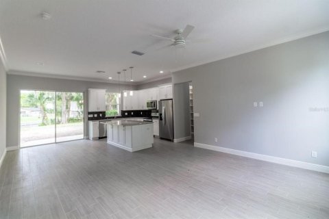 Villa ou maison à vendre à Altoona, Floride: 3 chambres, 157.93 m2 № 2389418 - photo 6