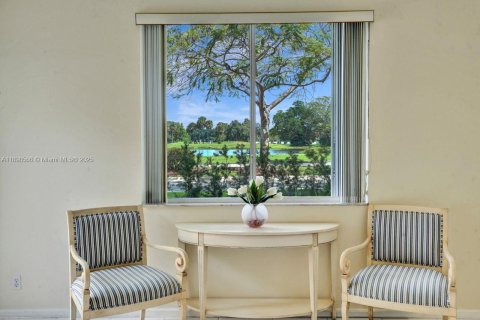 House in Pembroke Pines, Florida 3 bedrooms, 120.03 sq.m. № 1950080 - photo 7