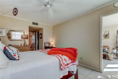 Condominio en venta en Saint Petersburg, Florida, 1 dormitorio, 86.4 m2 № 2142123 - foto 23