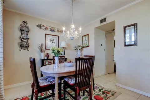 Condominio en venta en Saint Petersburg, Florida, 1 dormitorio, 86.4 m2 № 2142123 - foto 6