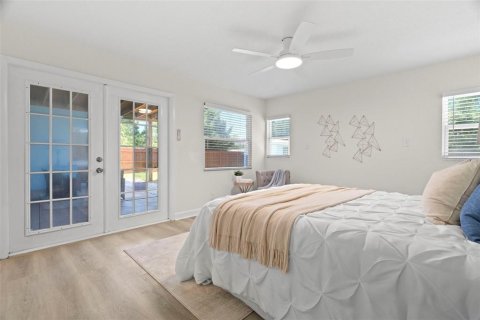 House in Gulfport, Florida 3 bedrooms, 148.27 sq.m. № 1866717 - photo 20