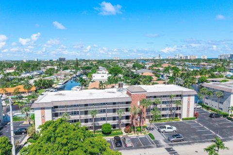 Condo in Fort Lauderdale, Florida, 2 bedrooms  № 1963212 - photo 20