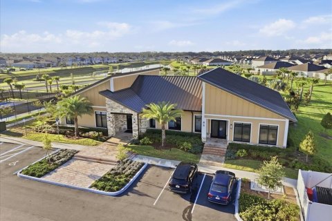 Villa ou maison à vendre à Eagle Lake, Floride: 4 chambres, 187.2 m2 № 2389291 - photo 25